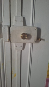 Installation serrure porte